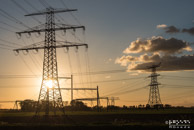 Electriciteitsmasten @ Laskwerd | 70 mm | 1/400 sec. bij f / 10 | ISO 100 | Rick Goede
